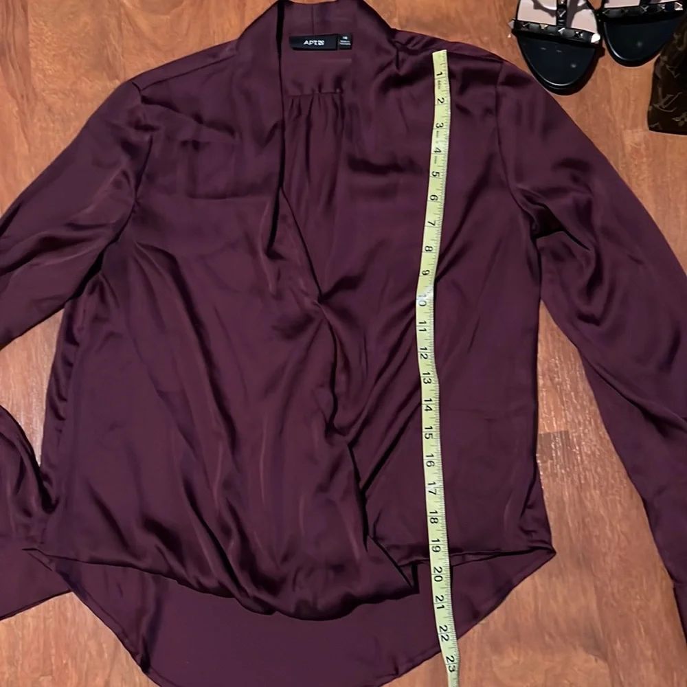 Apt 9 Purple Blouse Long Sleeve - Picture 4 of 9